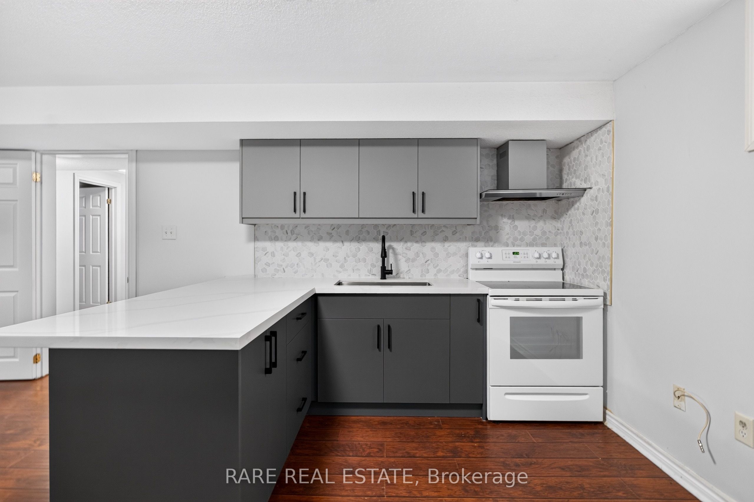 7 Michelle Drive Property Photo 25