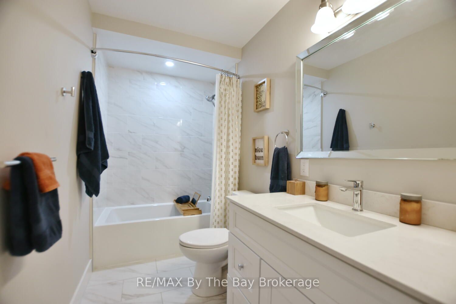 16 Caribbean Drive Property Photo 11