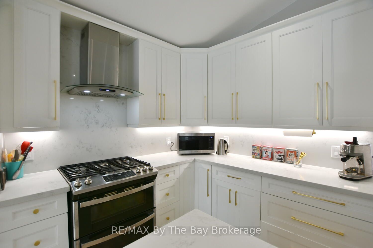 16 Caribbean Drive Property Photo 19