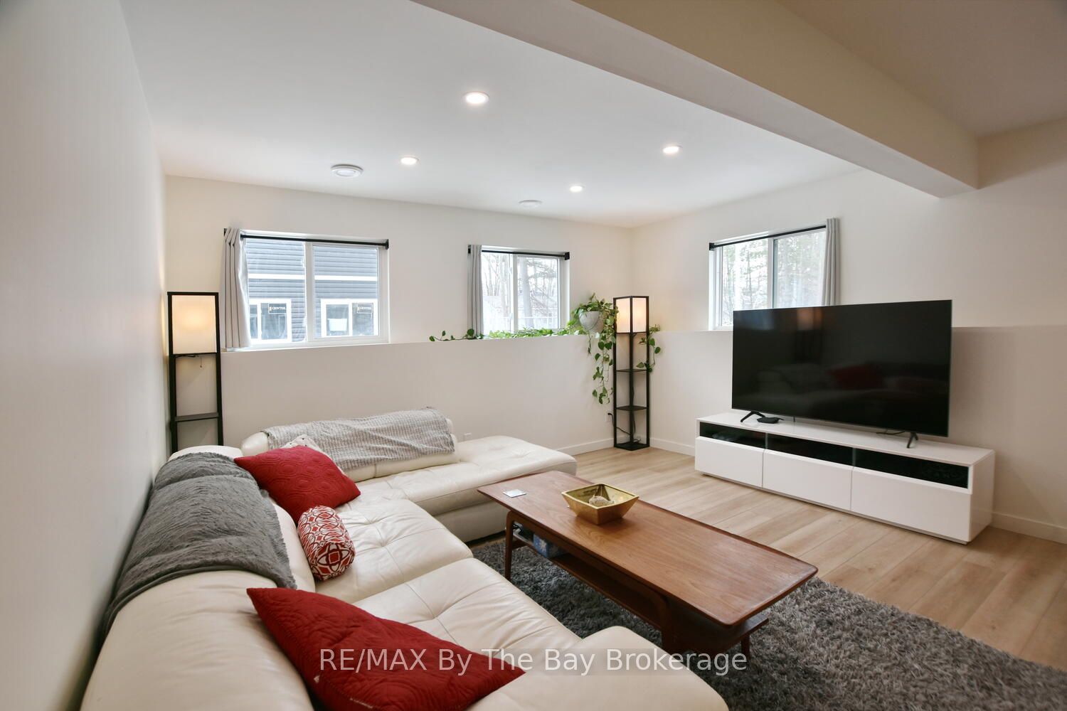 16 Caribbean Drive Property Photo 25