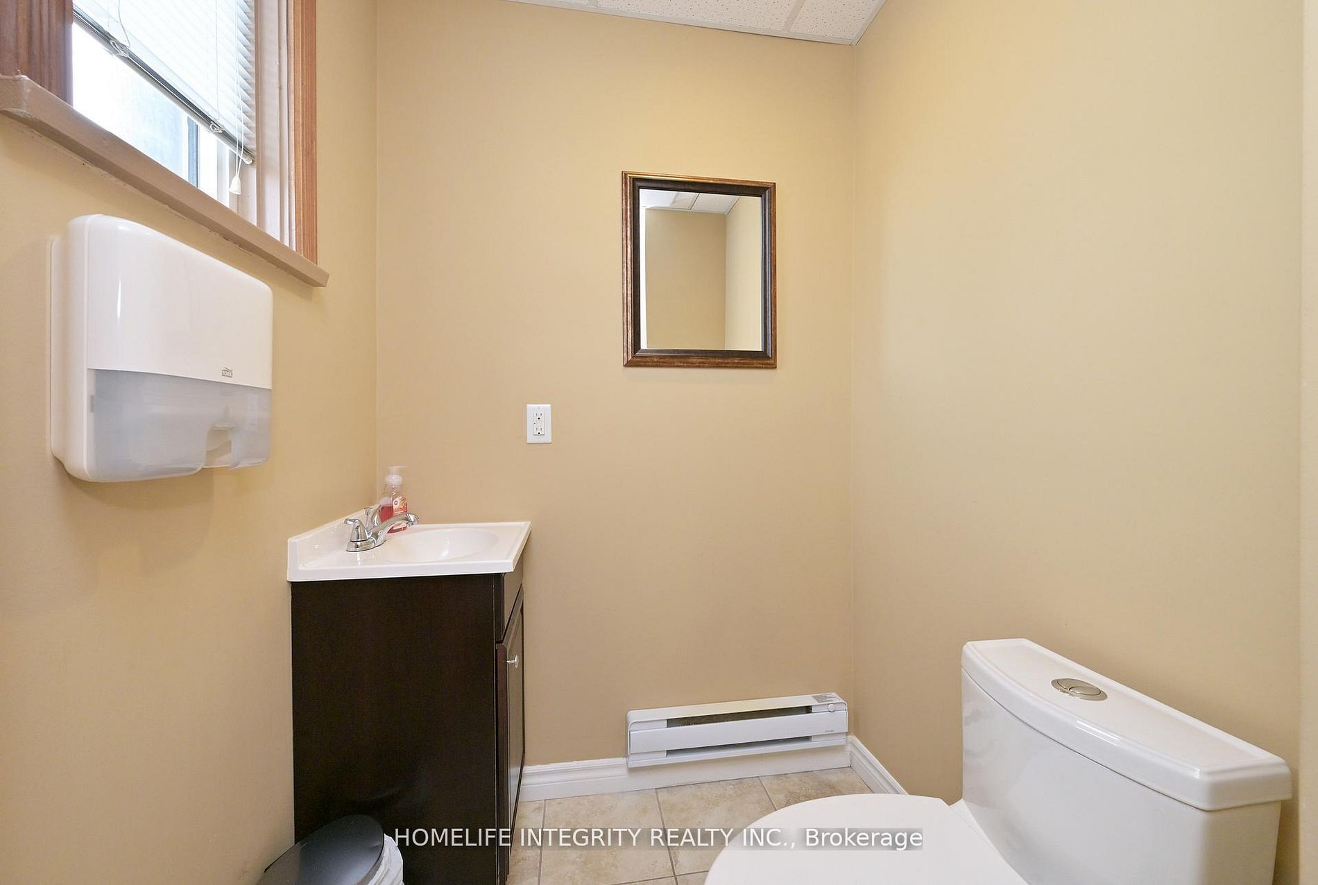 25 Berczy Street Property Photo 16
