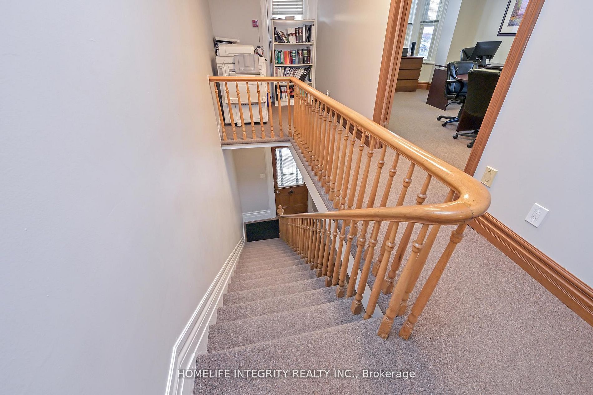 25 Berczy Street Property Photo 22