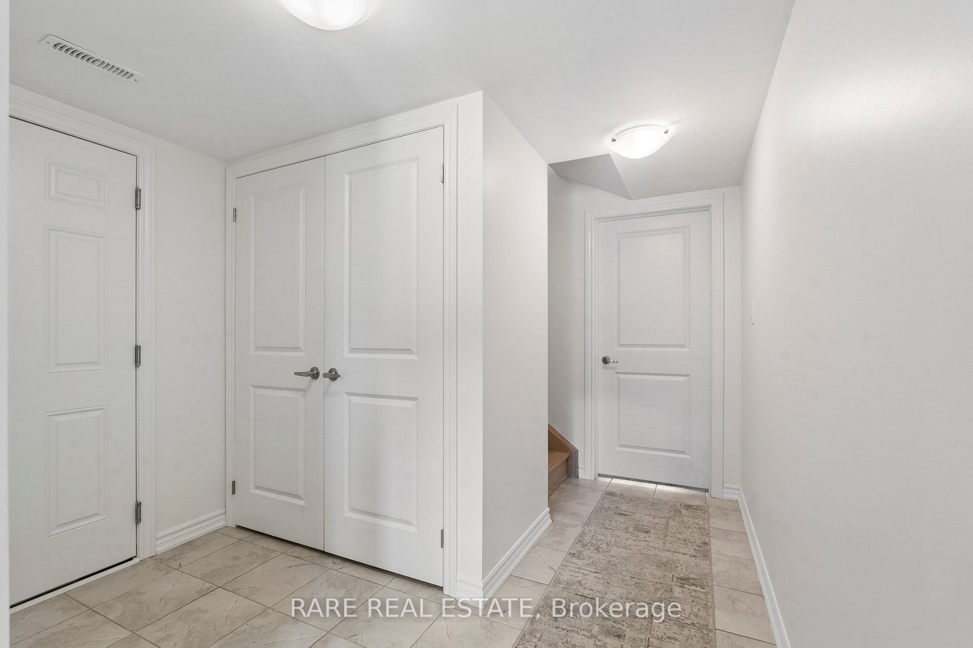 55 Hay Lane Property Photo 5