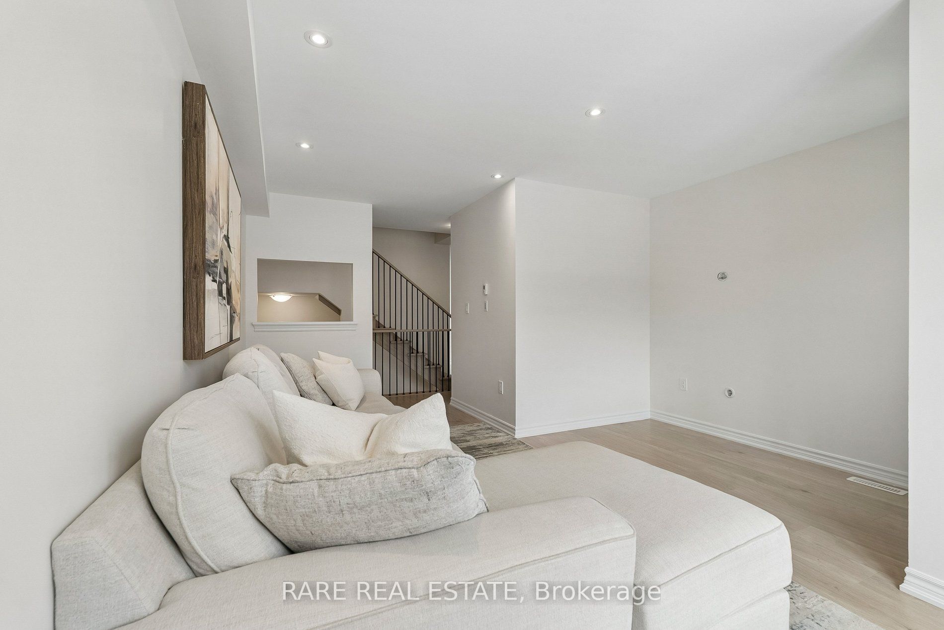 55 Hay Lane Property Photo 11
