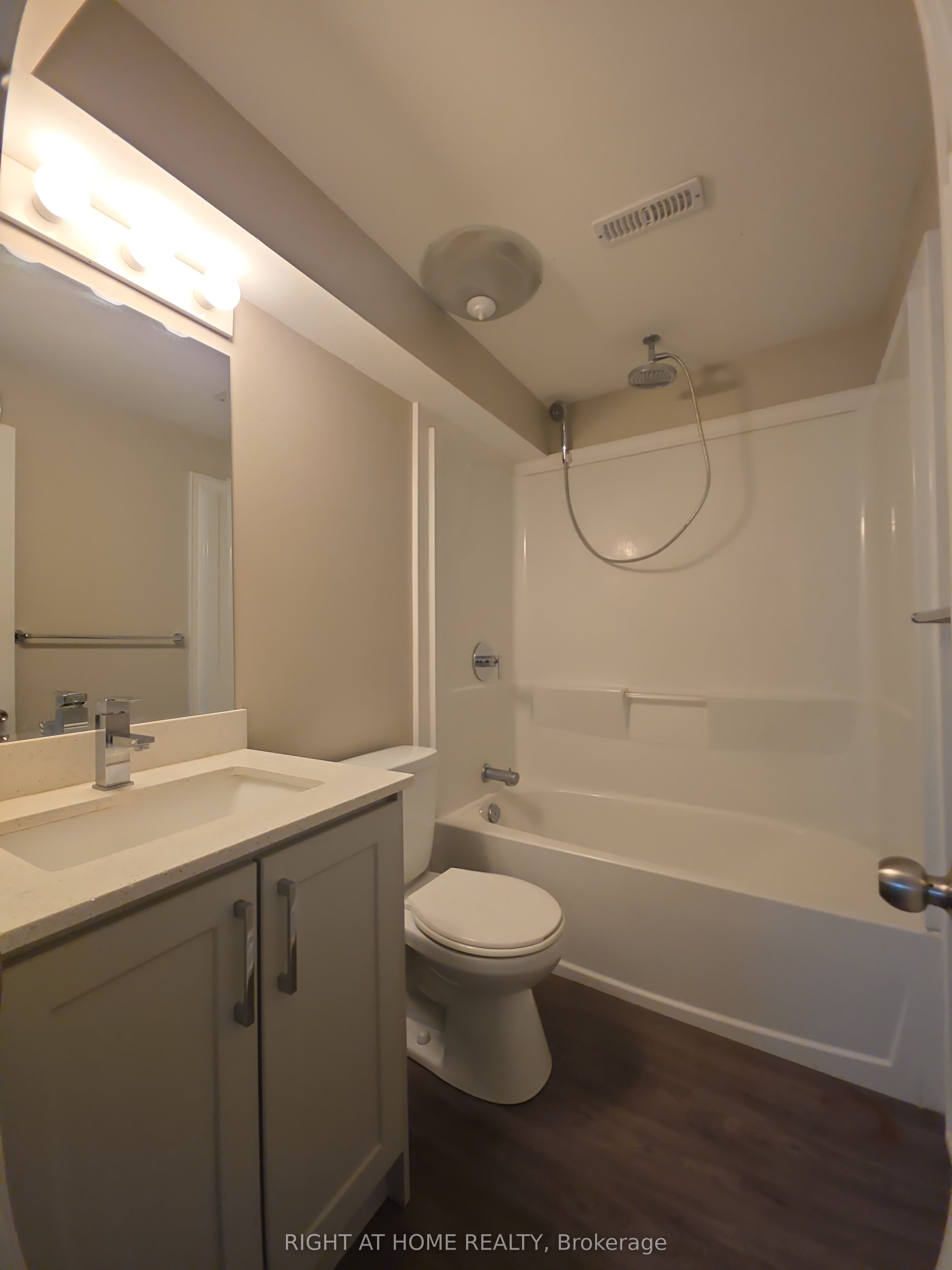 162 Hanmer Street E Property Photo 10