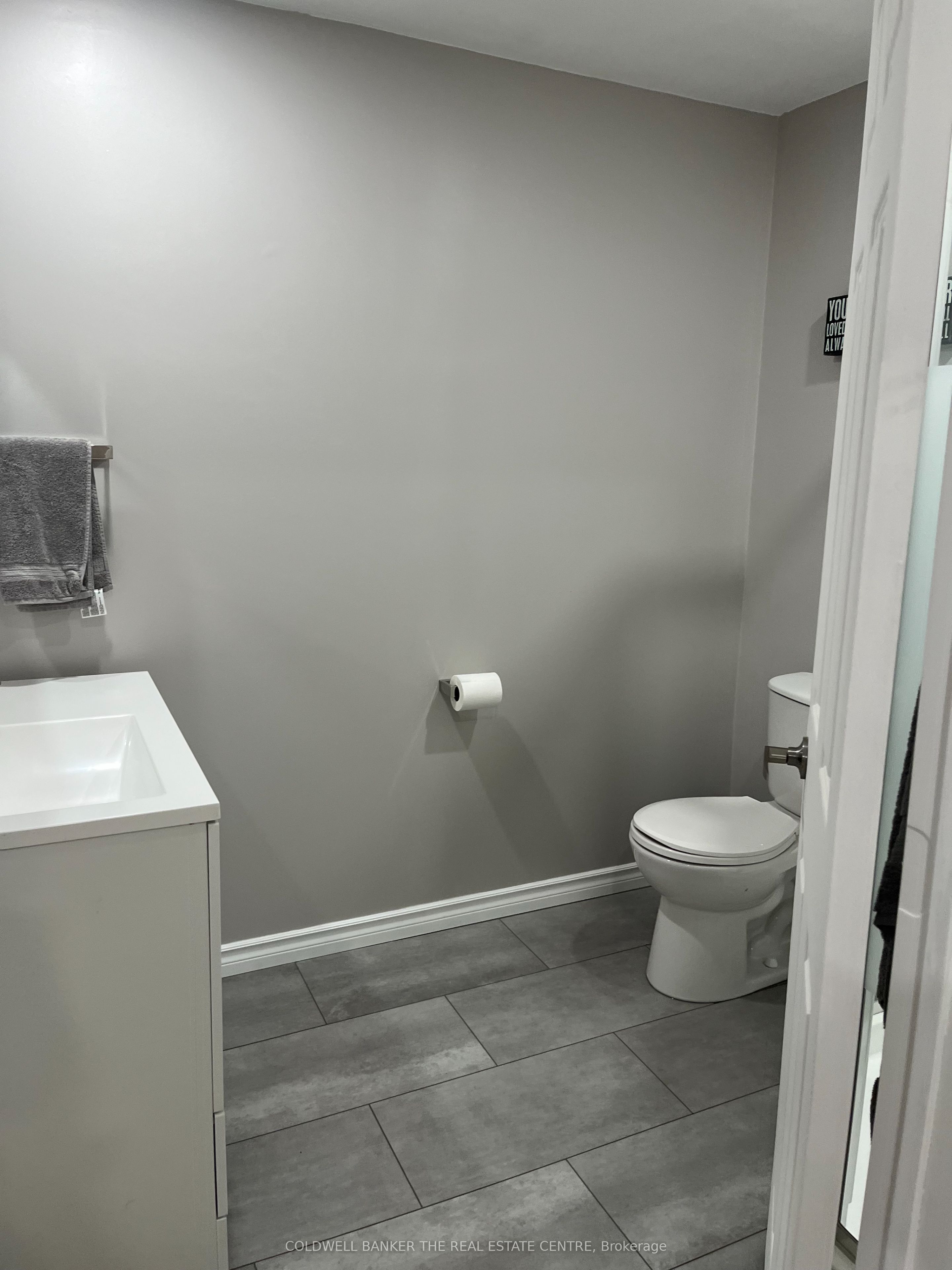 234 Cundles Road E 10 Property Photo 29