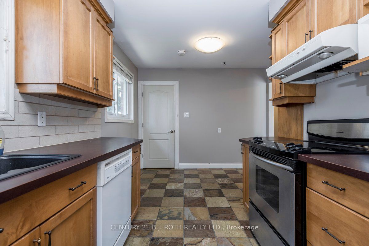 36 Cynthia Court Property Photo 5