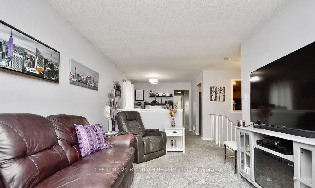 47 D'ambrosio Drive Property Photo 5