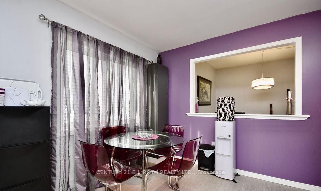 47 D'ambrosio Drive Property Photo 8