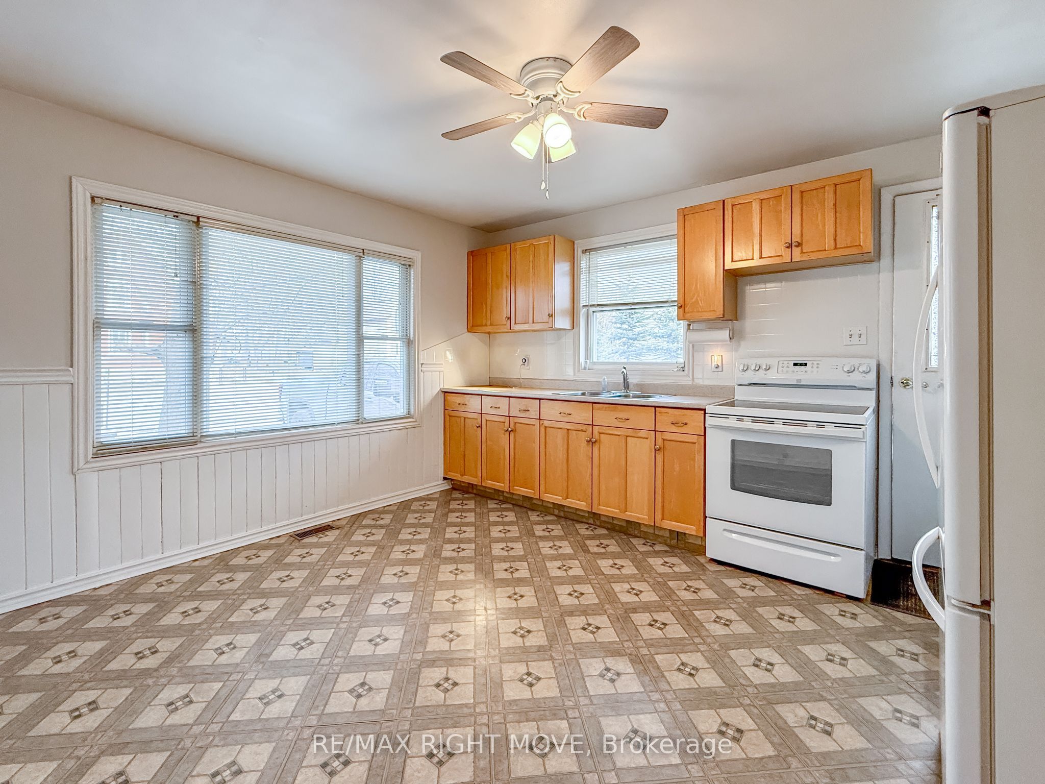 2344 12 Highway Property Photo 3