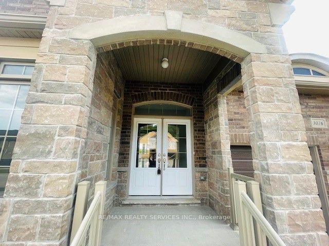 3076 Orion Boulevard Property Photo 4