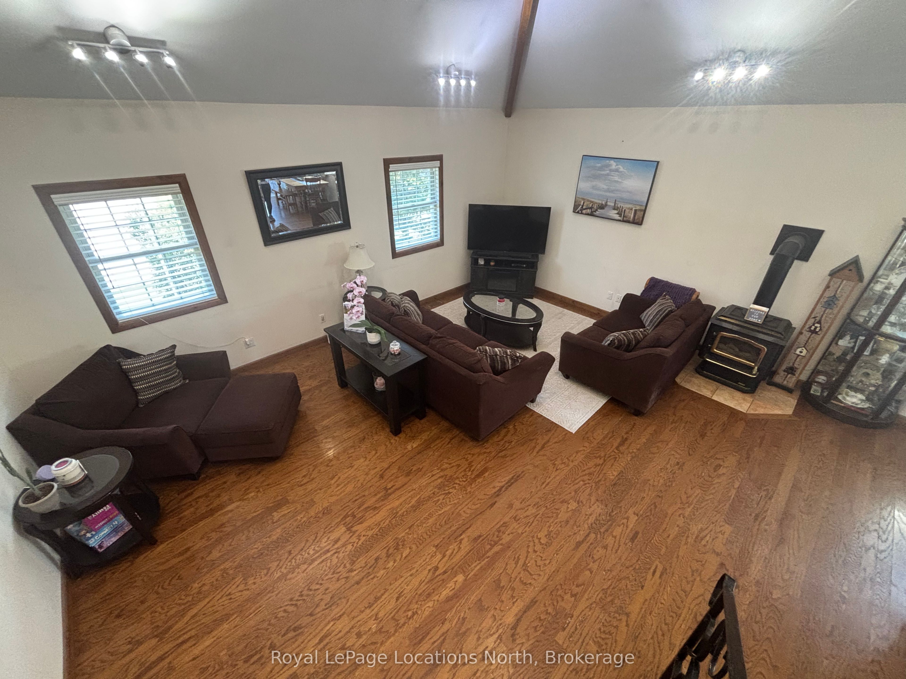63 Broadview Street Property Photo 6