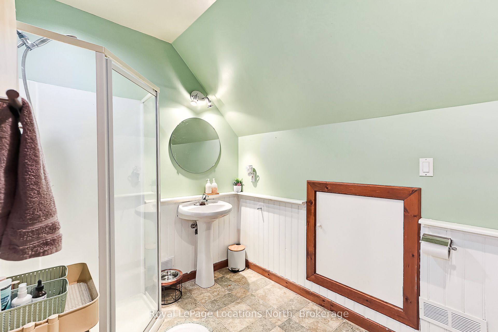 63 Broadview Street Property Photo 21
