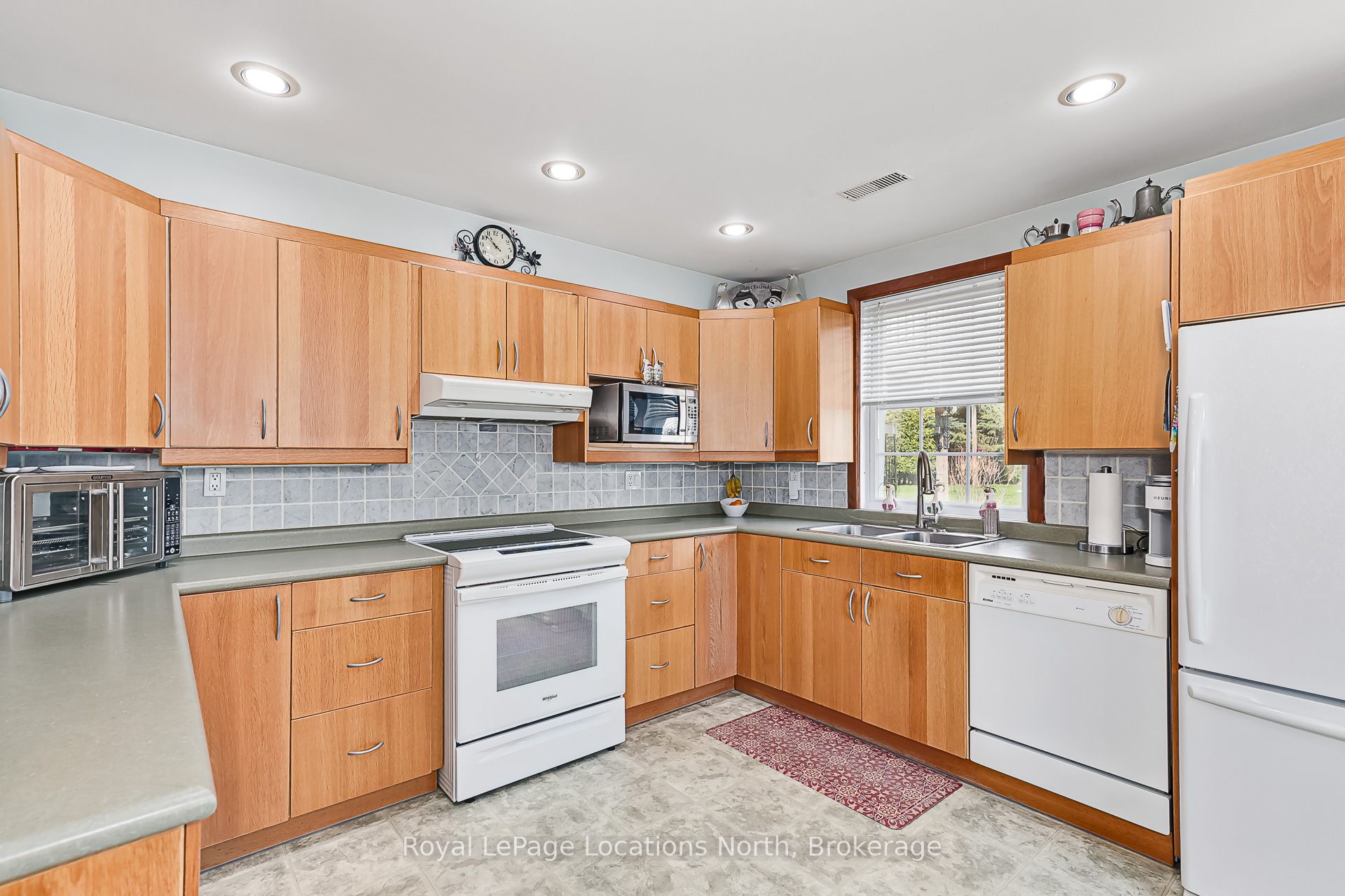 63 Broadview Street Property Photo 28