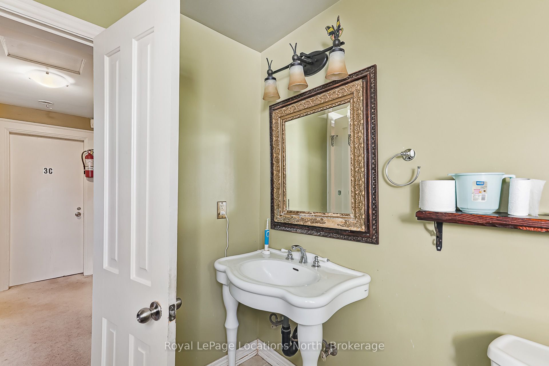 216 Cedar Street Property Photo 34