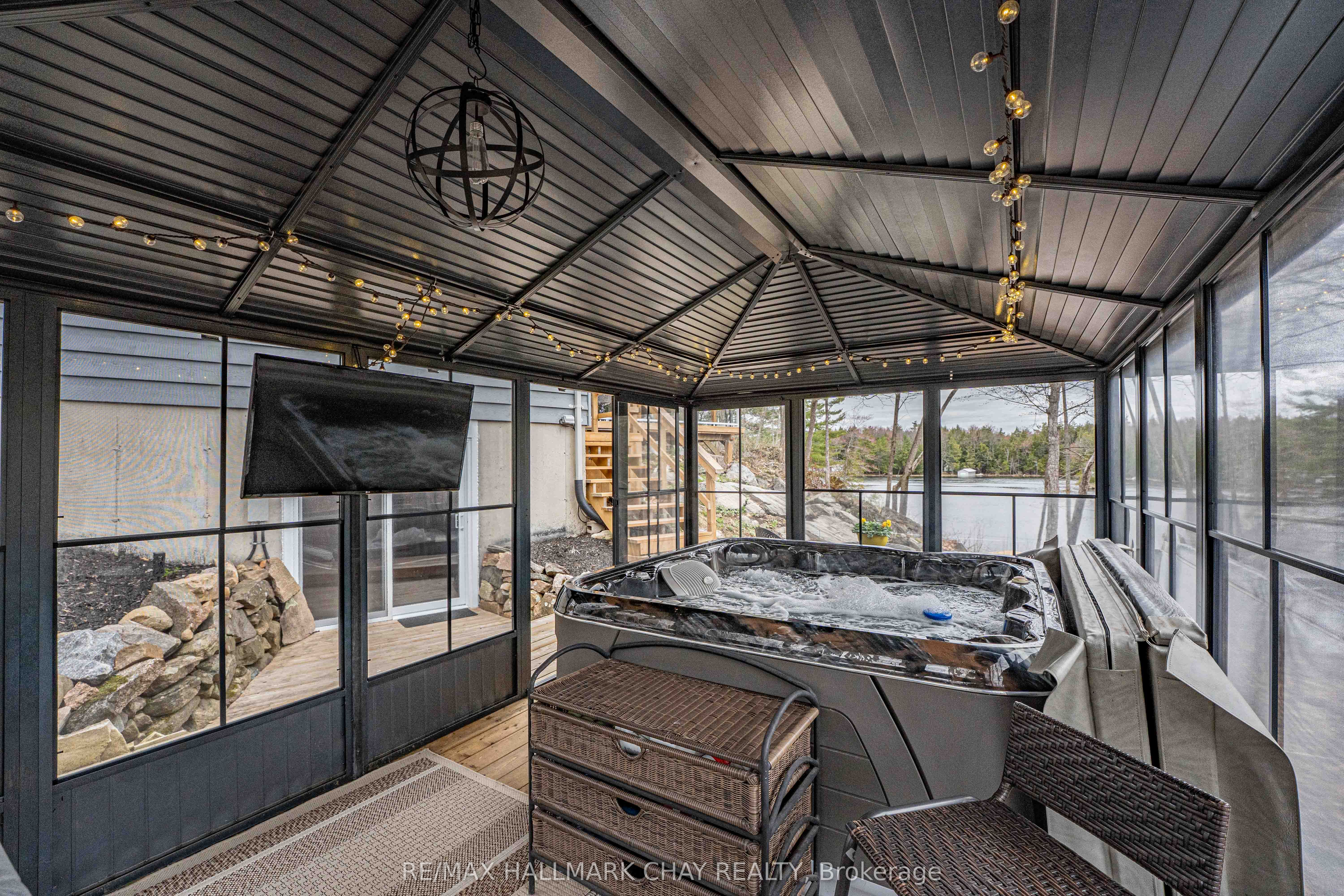 3285 Rockcliffe Court Property Photo 33