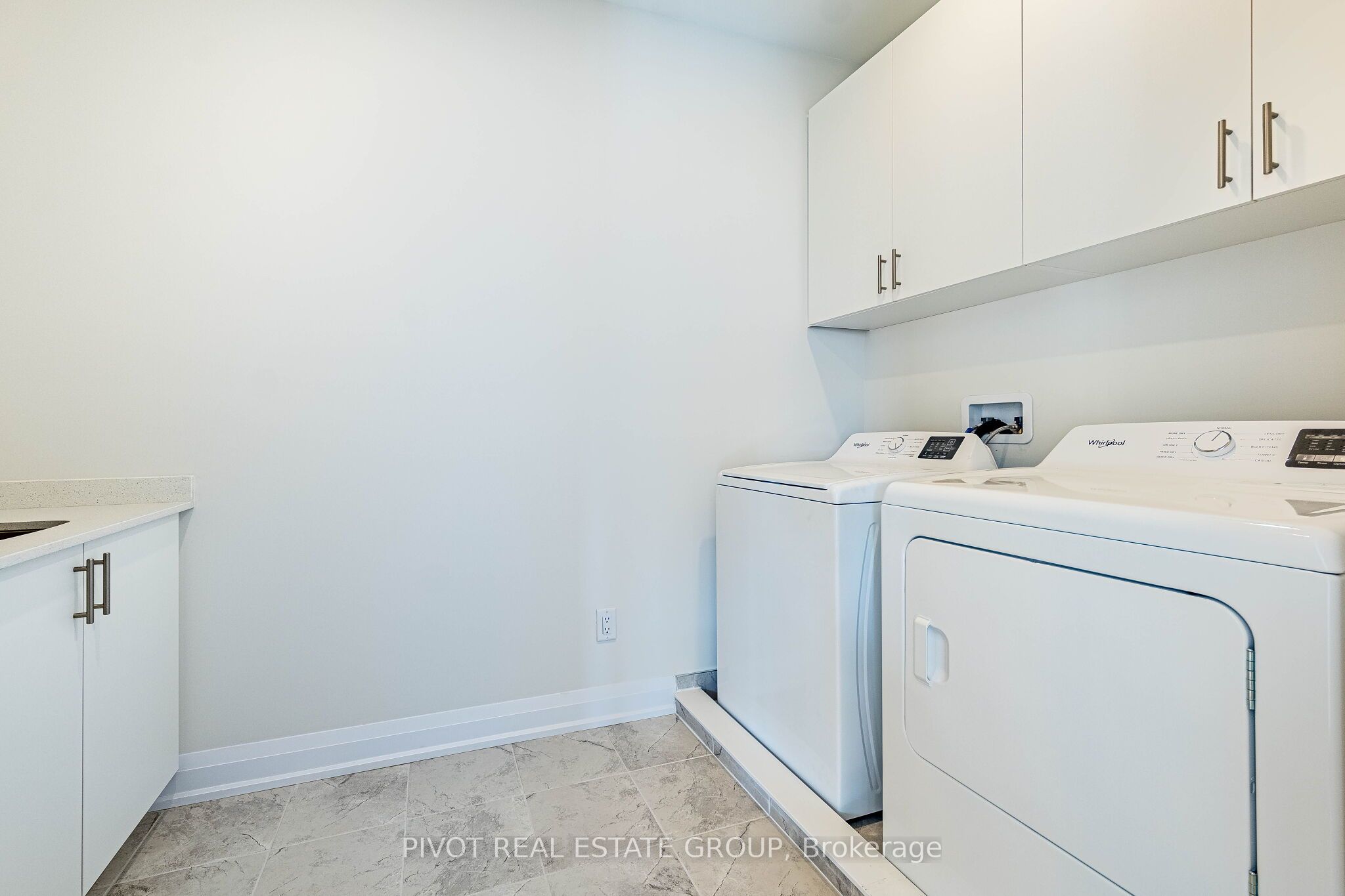 7 Herbert Avenue Property Photo 14