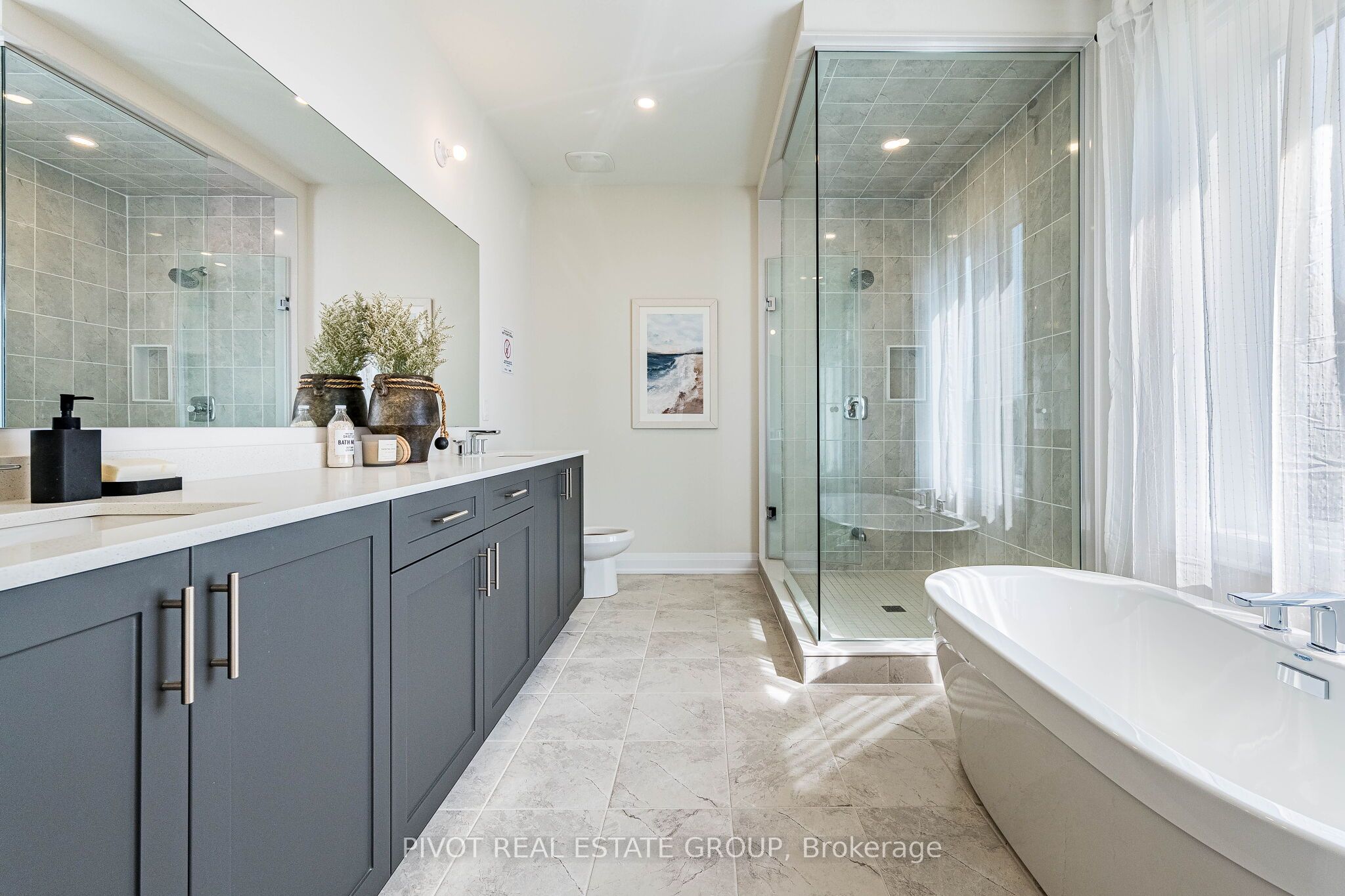 7 Herbert Avenue Property Photo 18