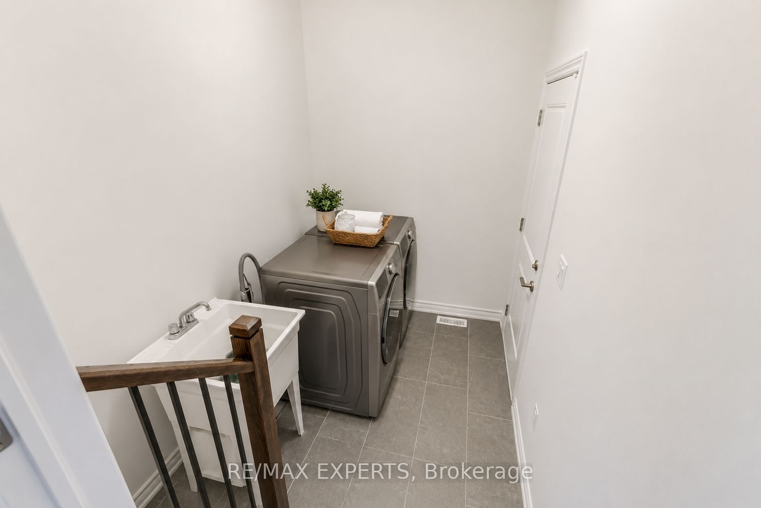 162 Shepherd Drive Property Photo 13