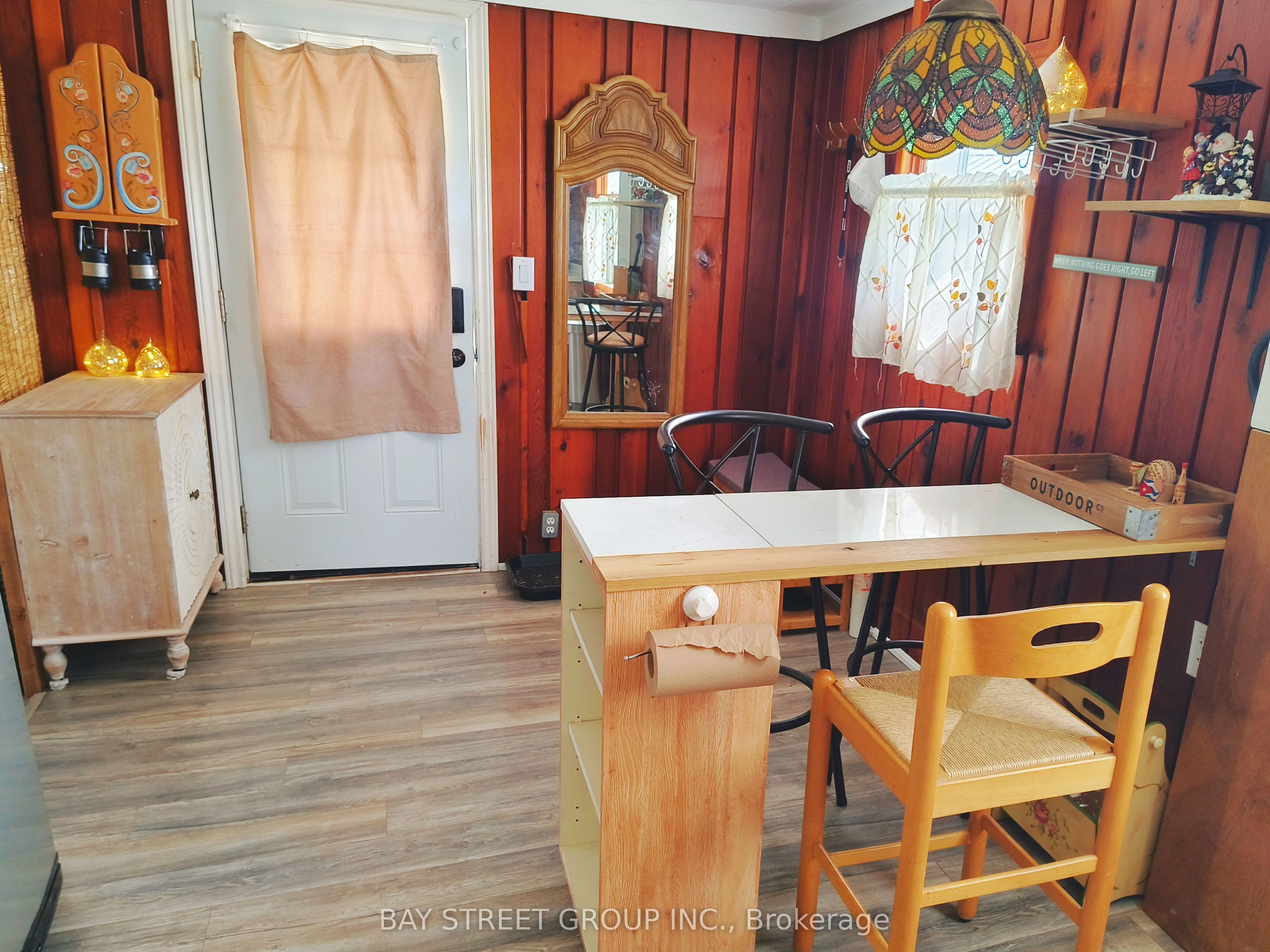 1355 Canal Road Property Photo 6