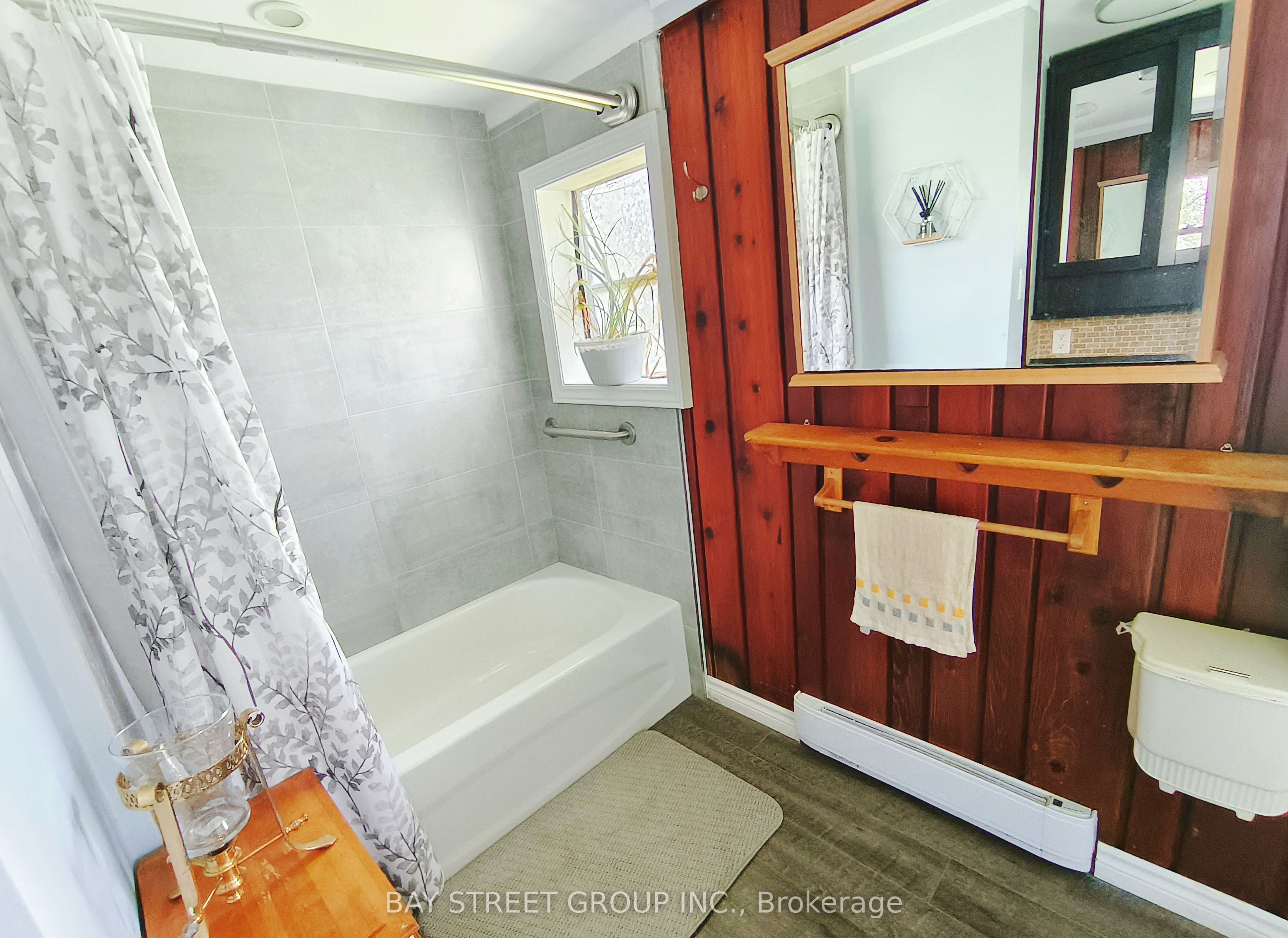 1355 Canal Road Property Photo 18
