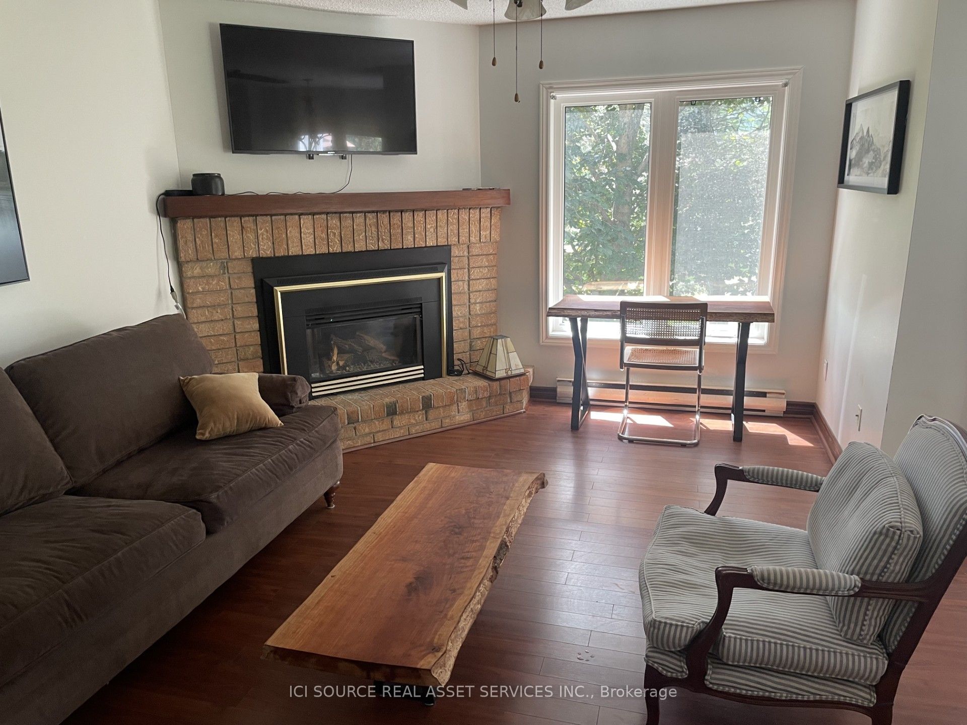 18 Ramblings Way 97 Property Photo 4