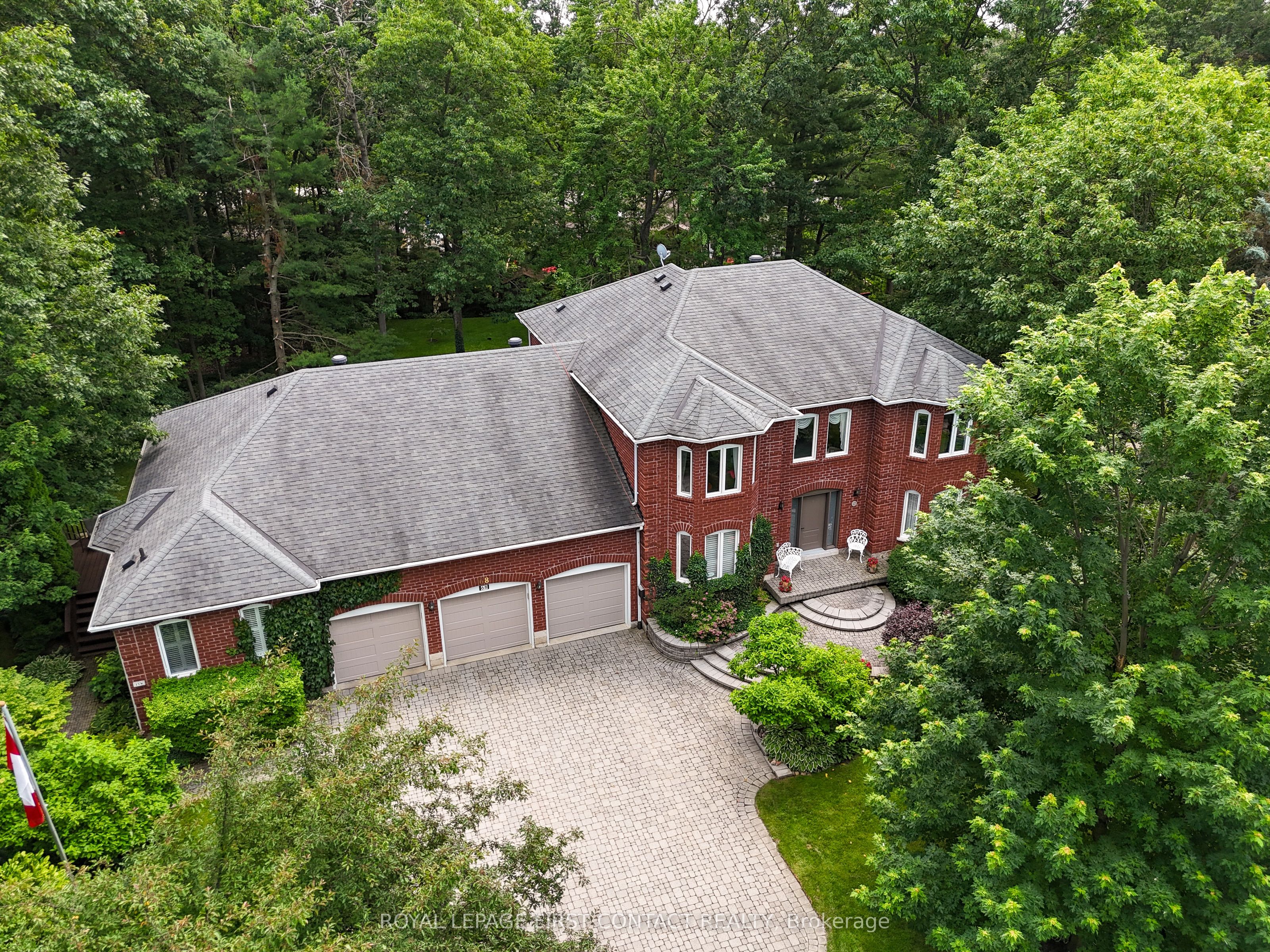 68 Alana Drive Property Photo 2