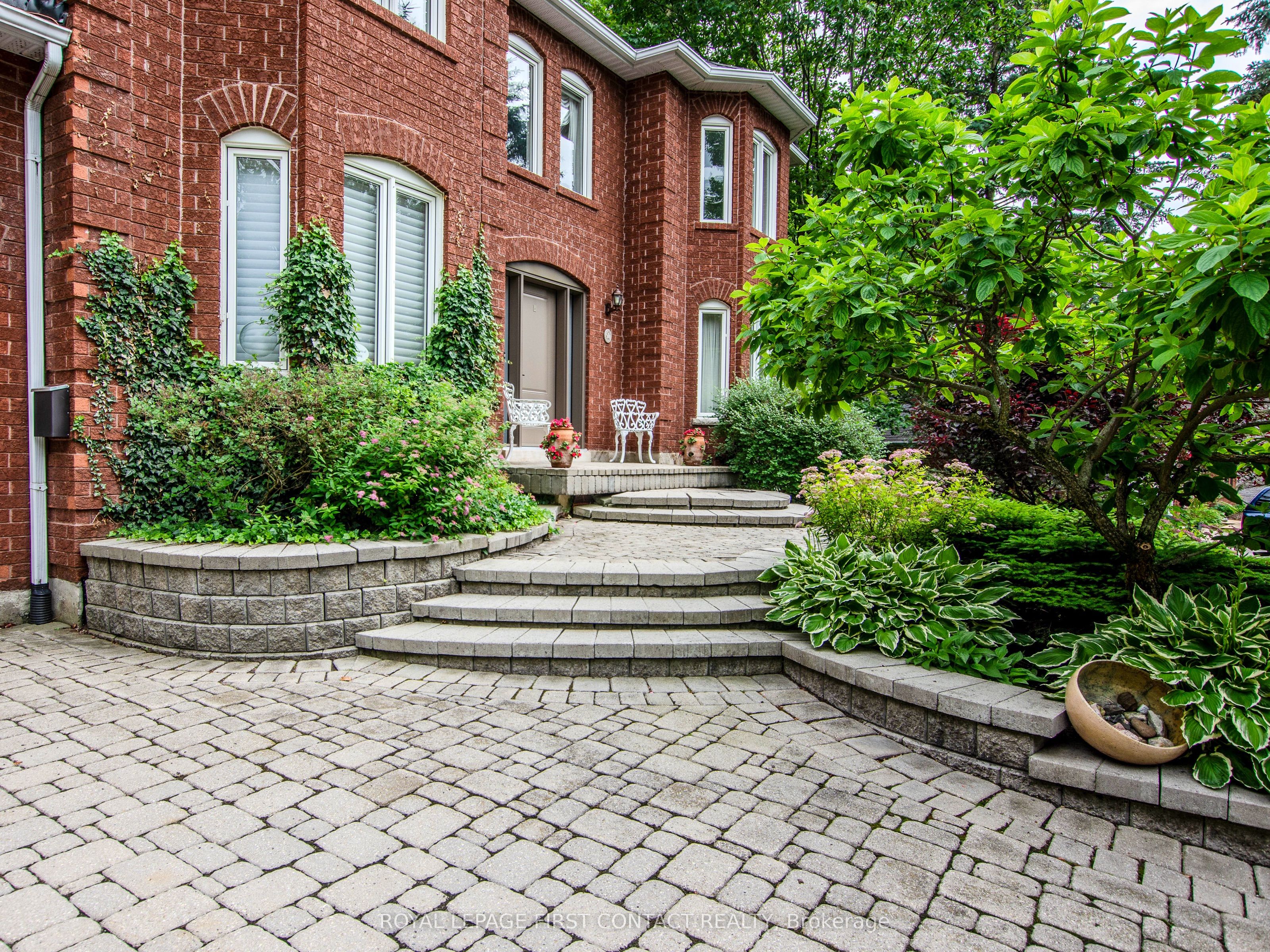 68 Alana Drive Property Photo 3