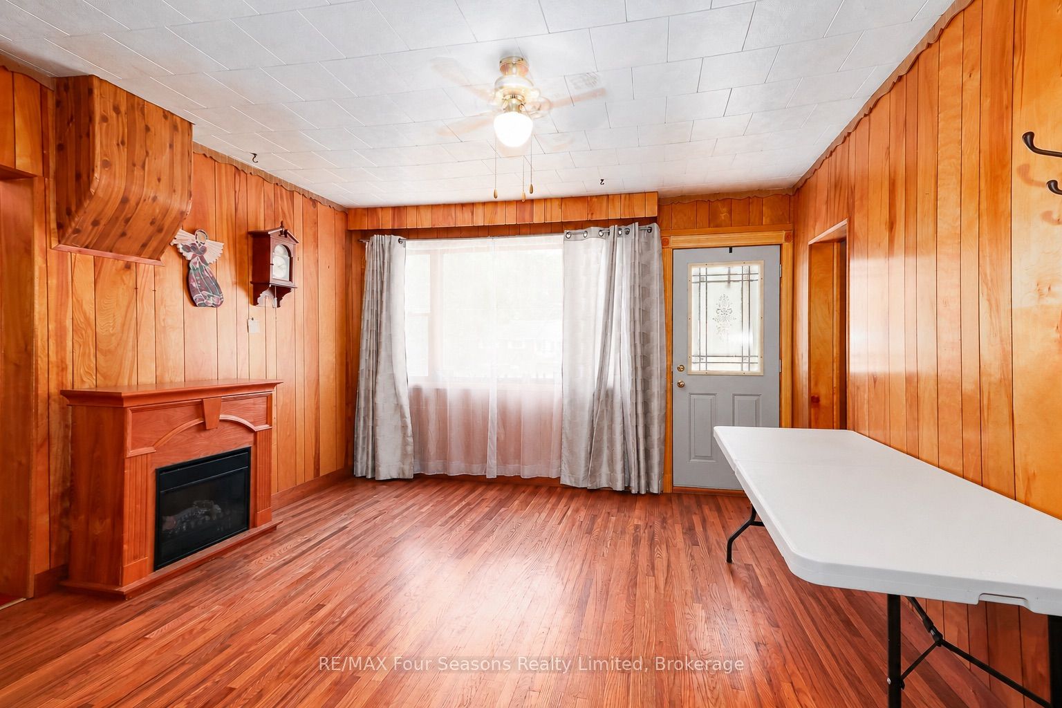 201 Sunnidale Street Property Photo 13