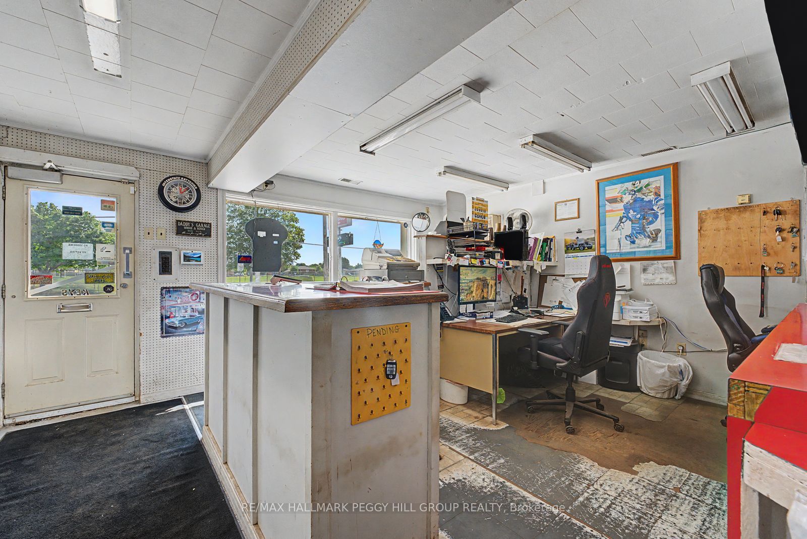 46 Yonge Street S Property Photo 8