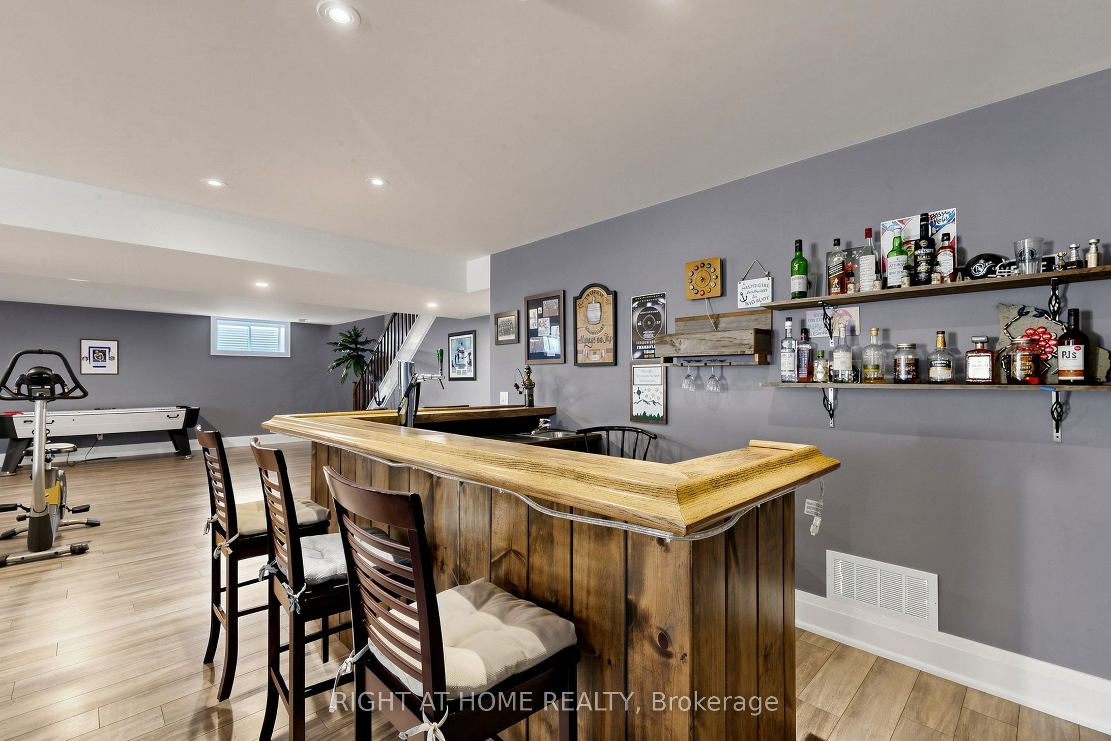 48 Ridge Avenue Property Photo 24