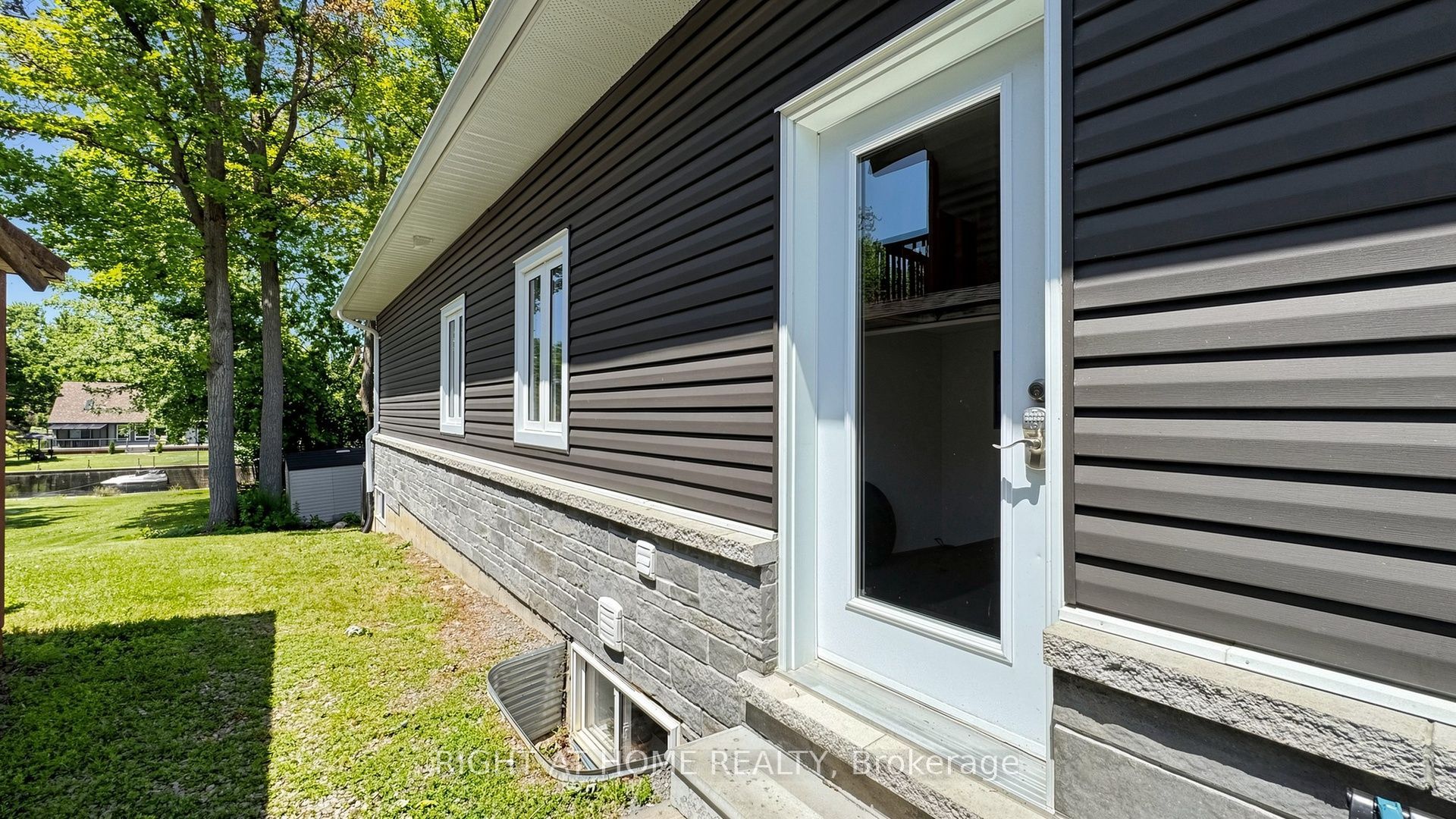 48 Ridge Avenue Property Photo 35