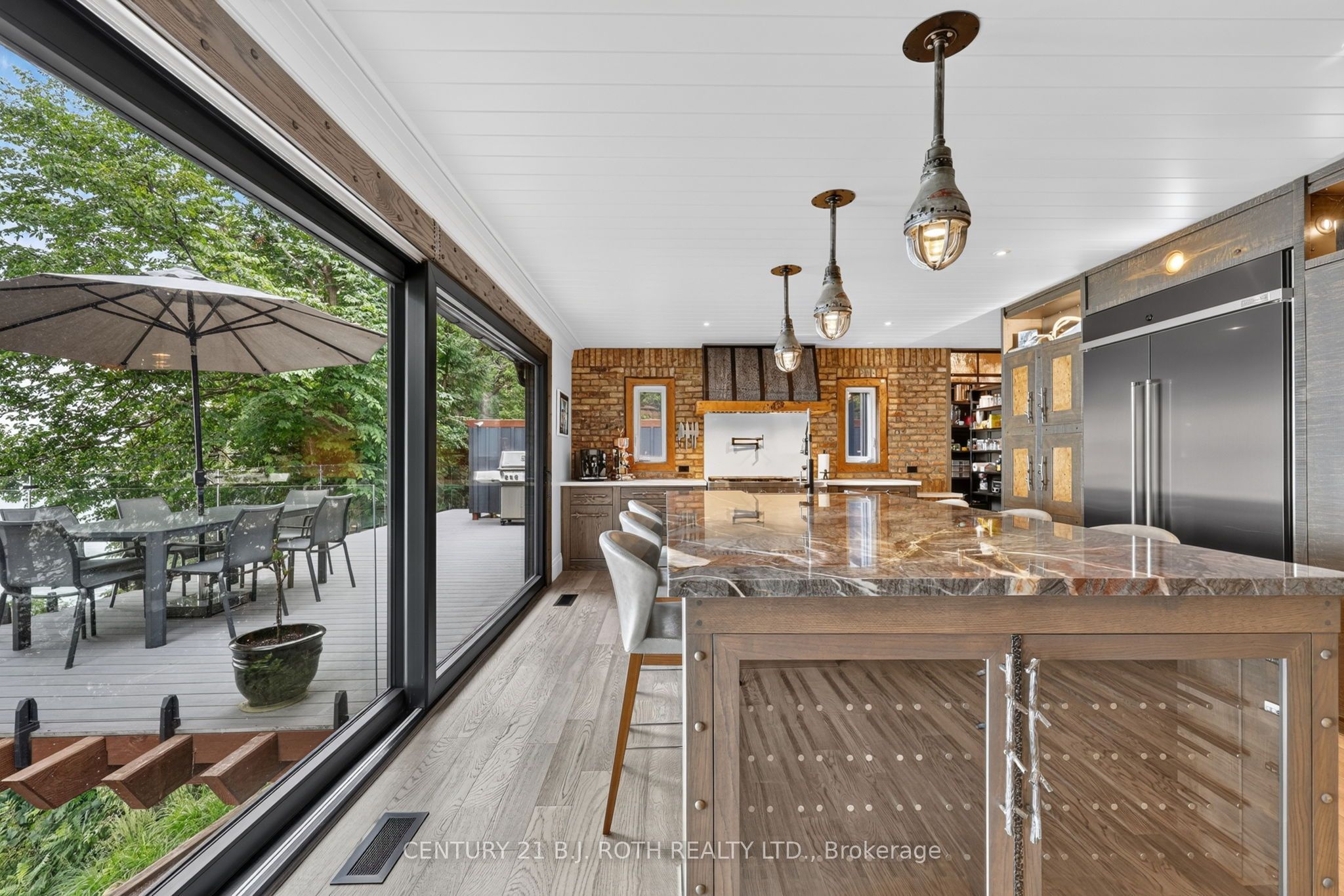 9 Barrie Terrace Property Photo 13