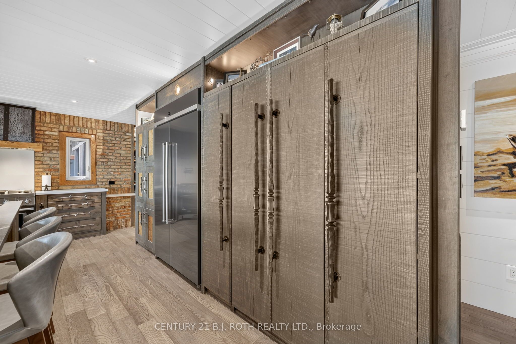 9 Barrie Terrace Property Photo 16