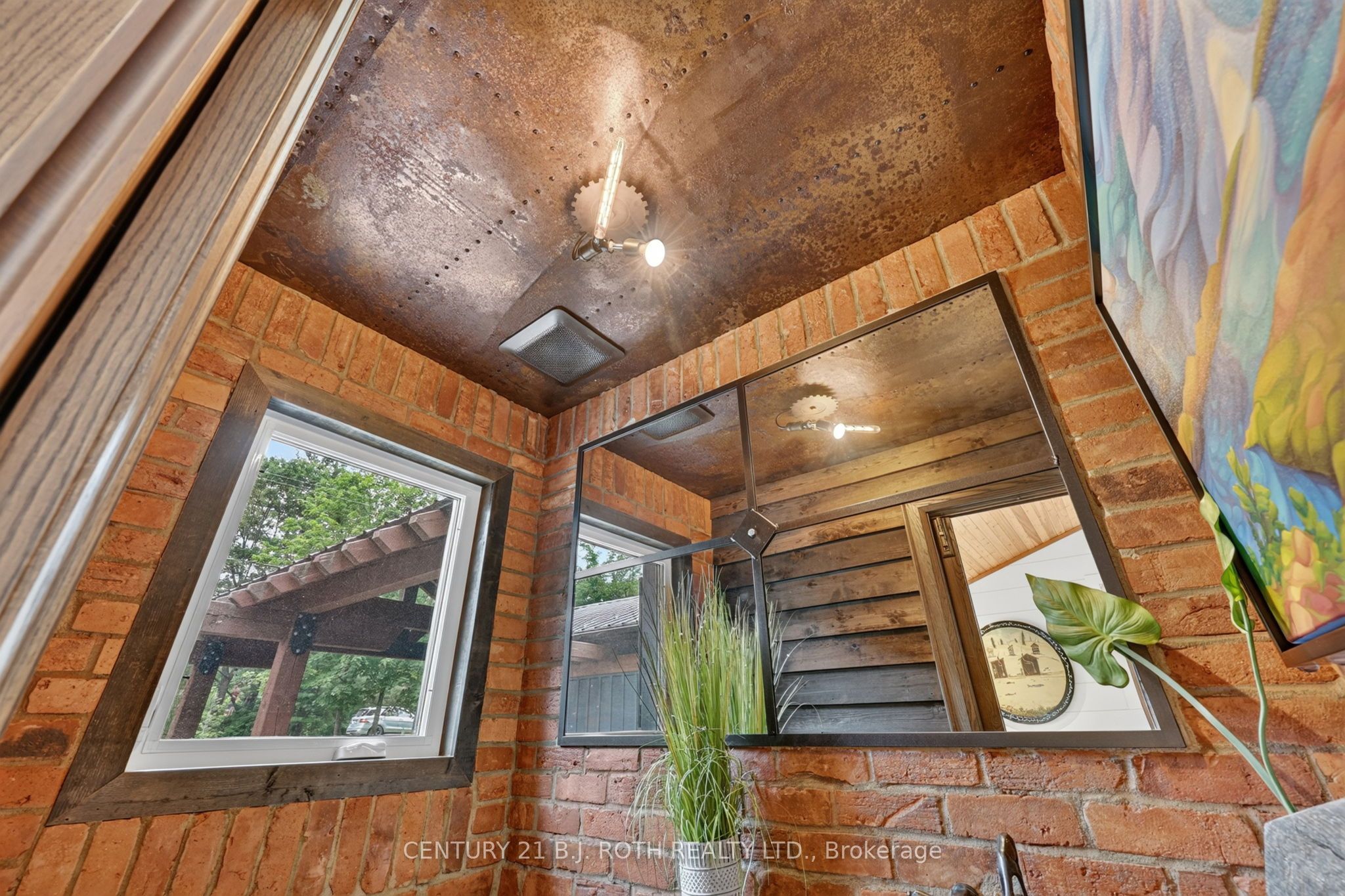 9 Barrie Terrace Property Photo 22