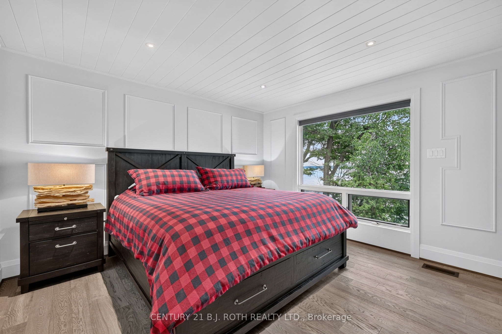 9 Barrie Terrace Property Photo 23