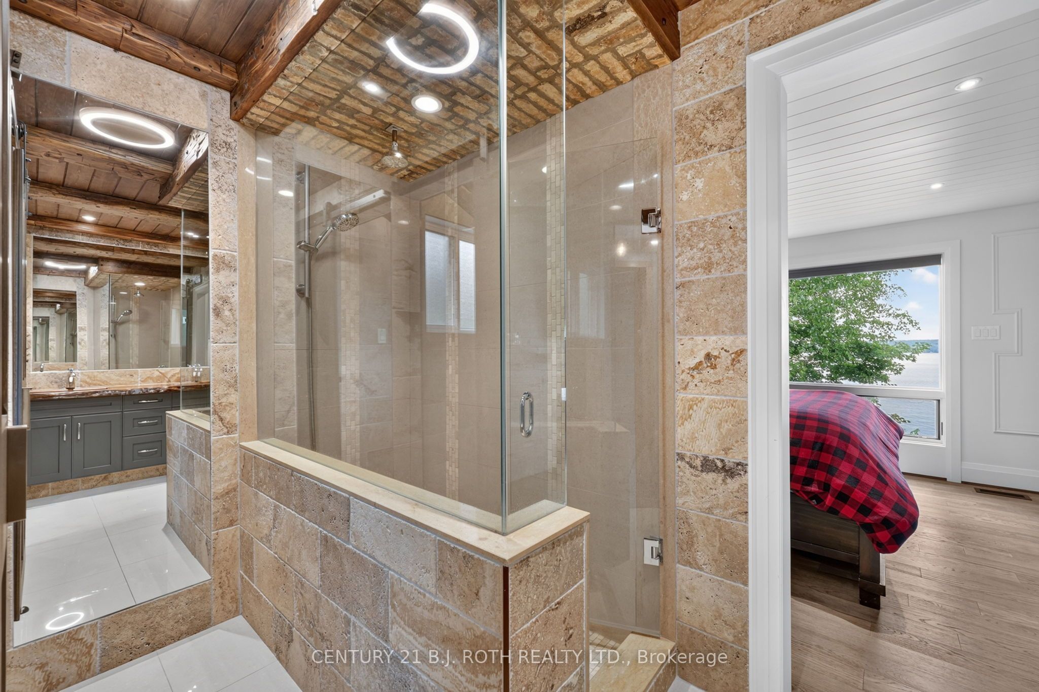 9 Barrie Terrace Property Photo 26