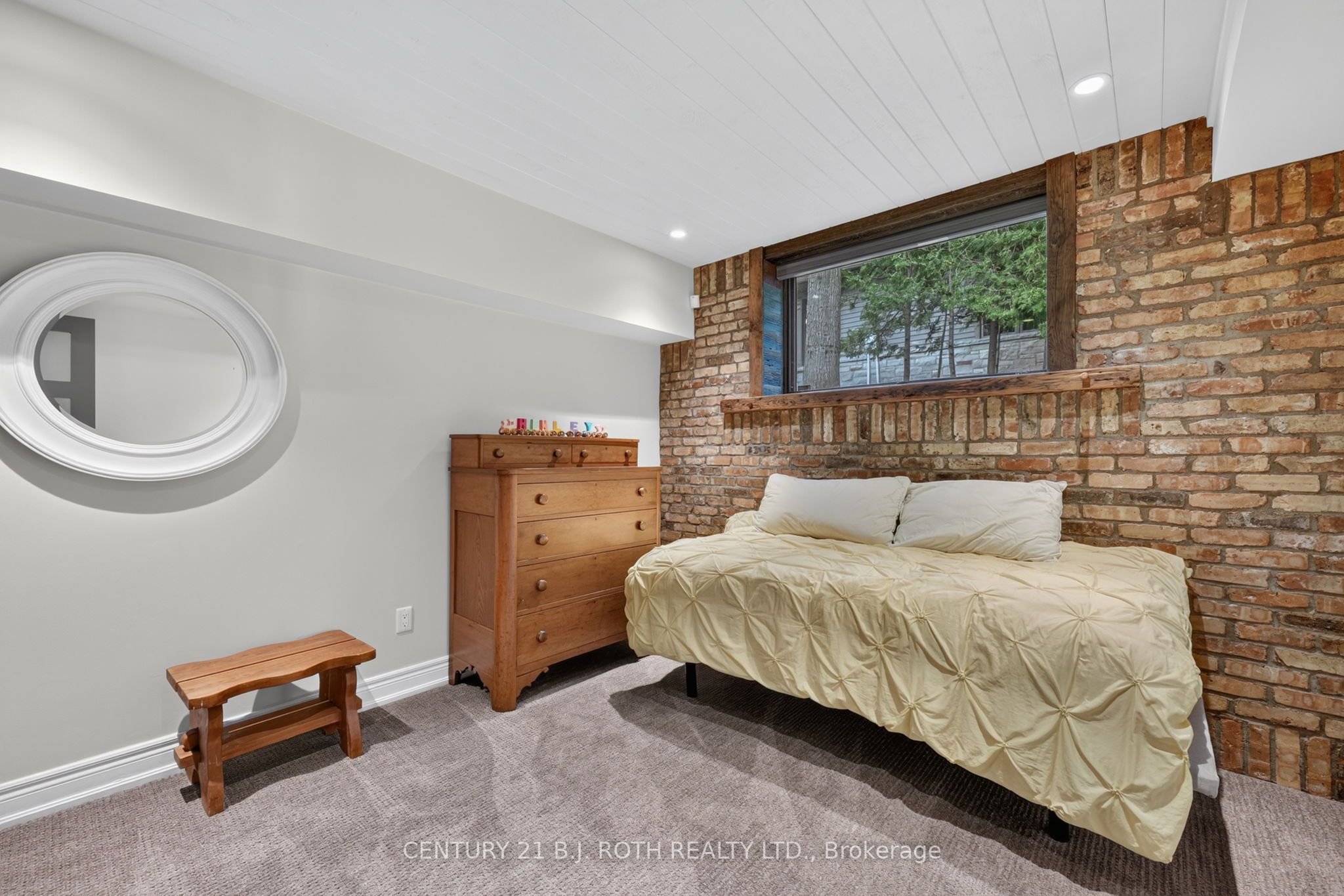 9 Barrie Terrace Property Photo 31