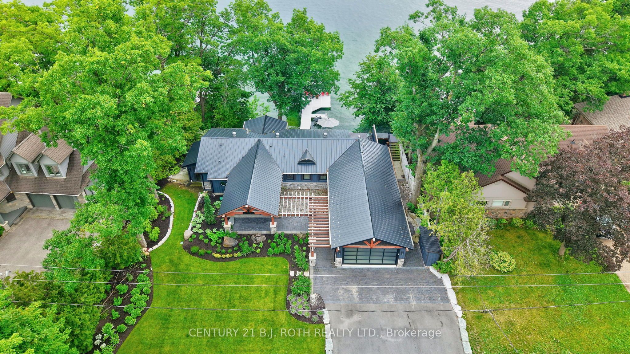 9 Barrie Terrace Property Photo 47