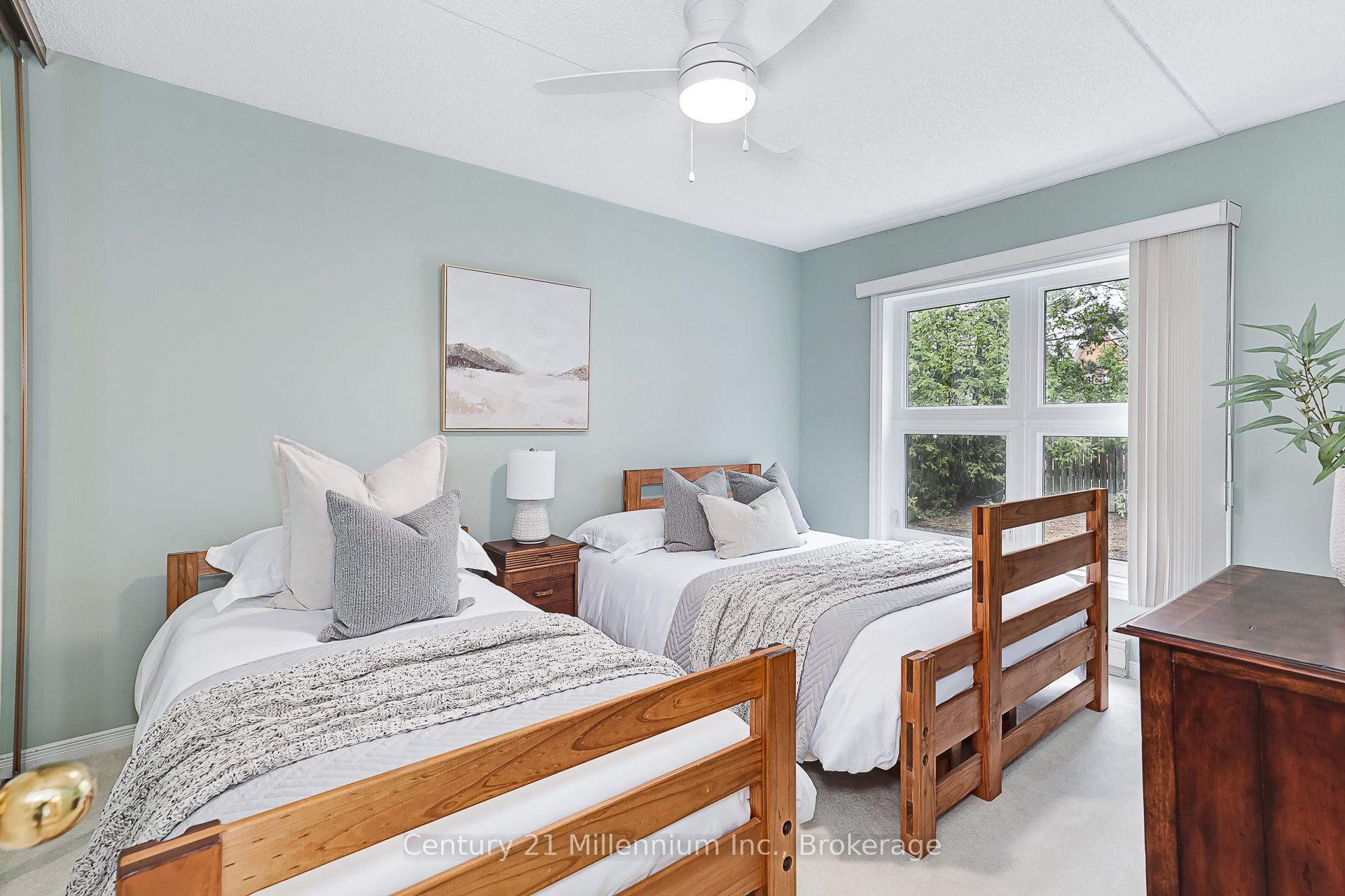 409 Mariners Way Property Photo 17