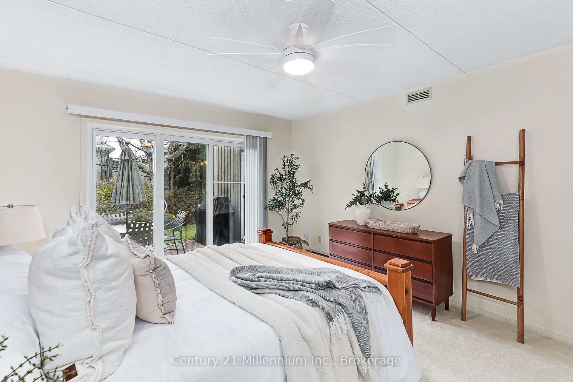 409 Mariners Way Property Photo 20