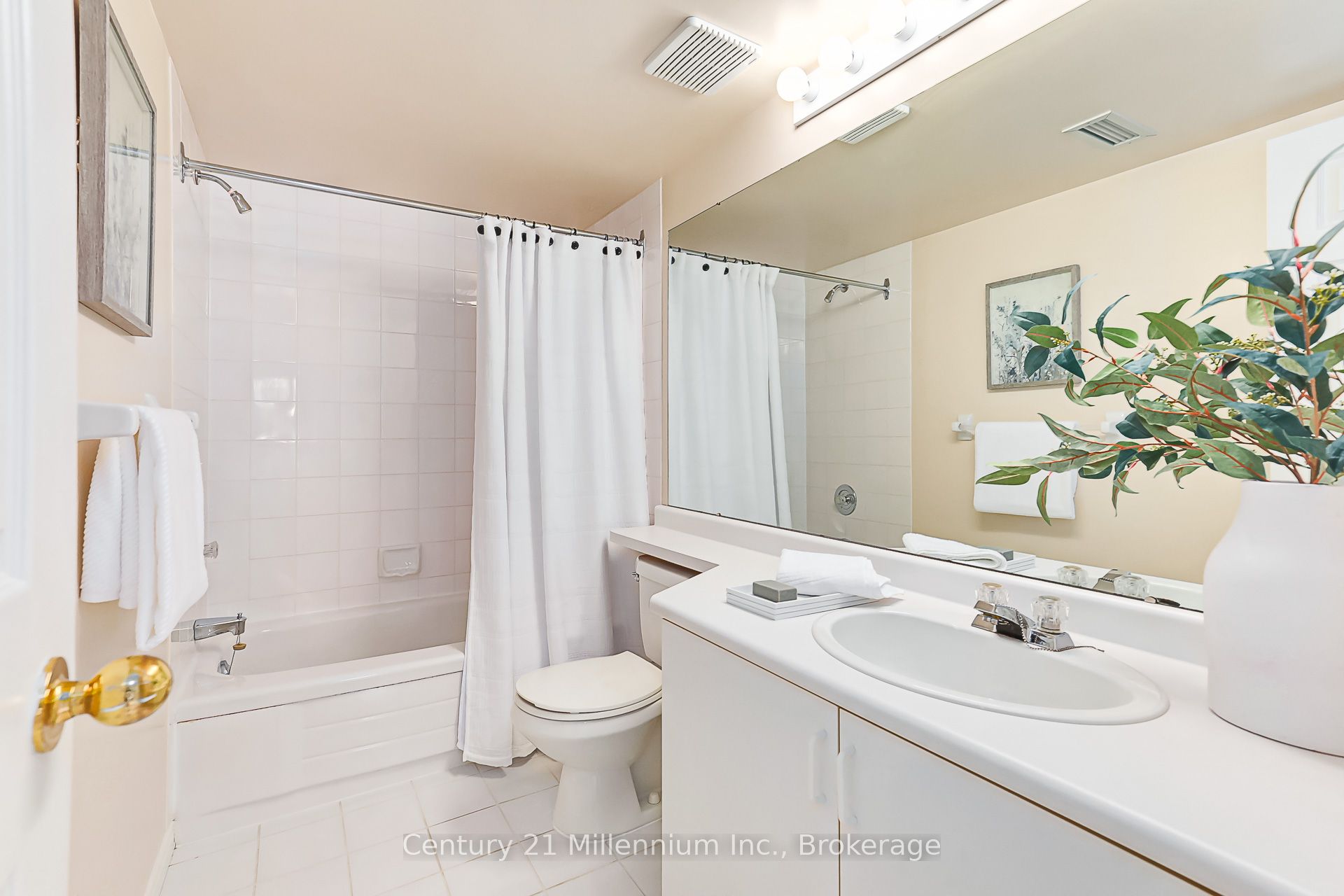 409 Mariners Way Property Photo 23