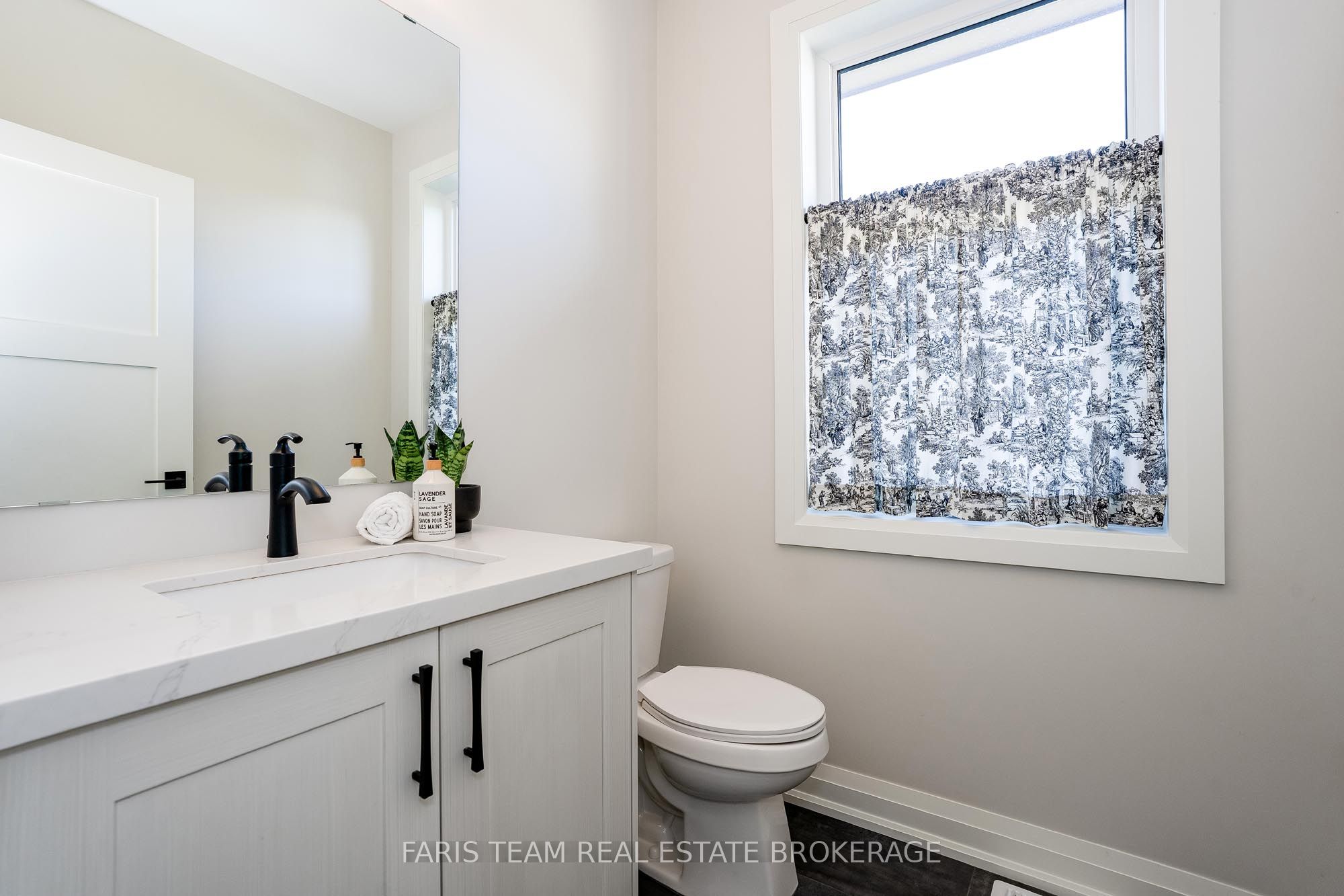 7 Dock Lane Property Photo 14