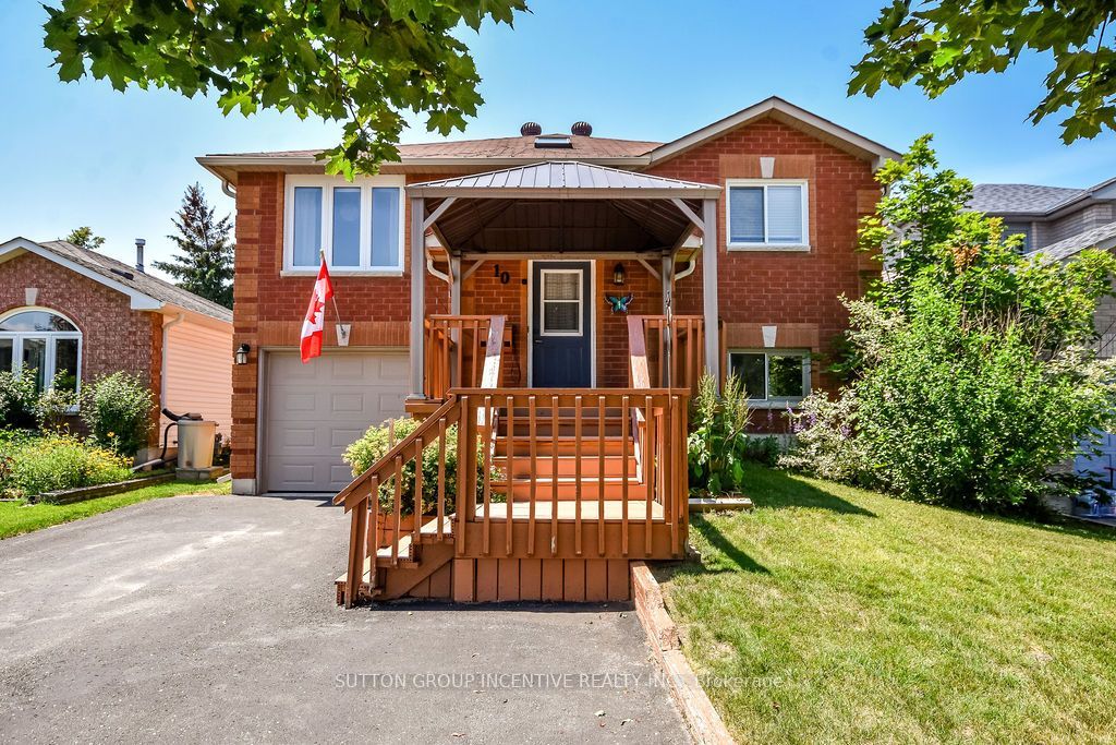 10 Palling Lane Property Photo 3