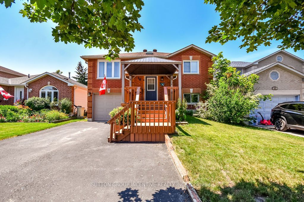 10 Palling Lane Property Photo 4