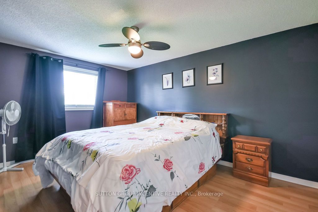10 Palling Lane Property Photo 26
