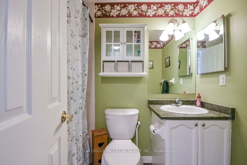 10 Palling Lane Property Photo 35