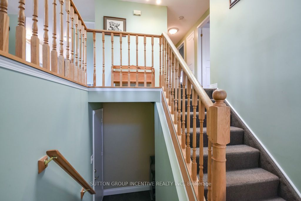 10 Palling Lane Property Photo 37
