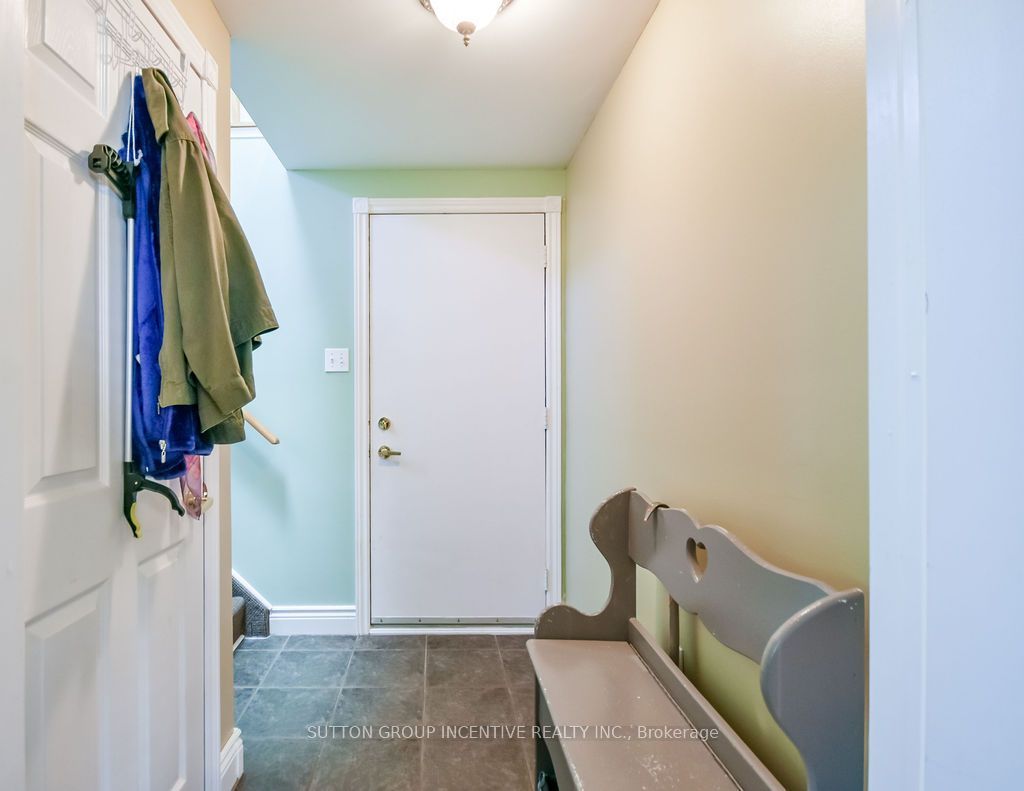 10 Palling Lane Property Photo 38