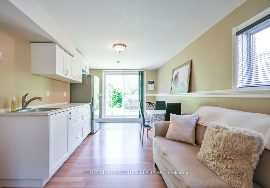 10 Palling Lane Property Photo 41